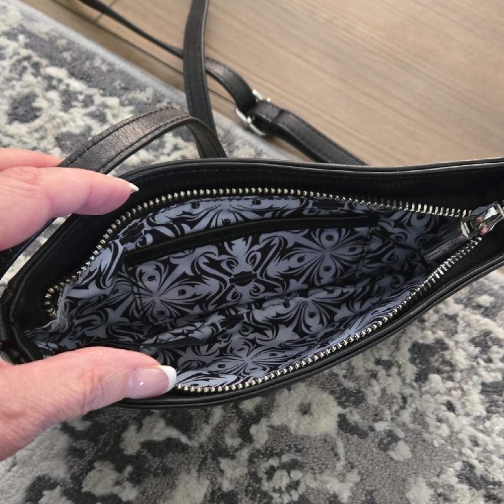 Harley Davidson Black Leather Shoulder Bag - Picture 2 of 3